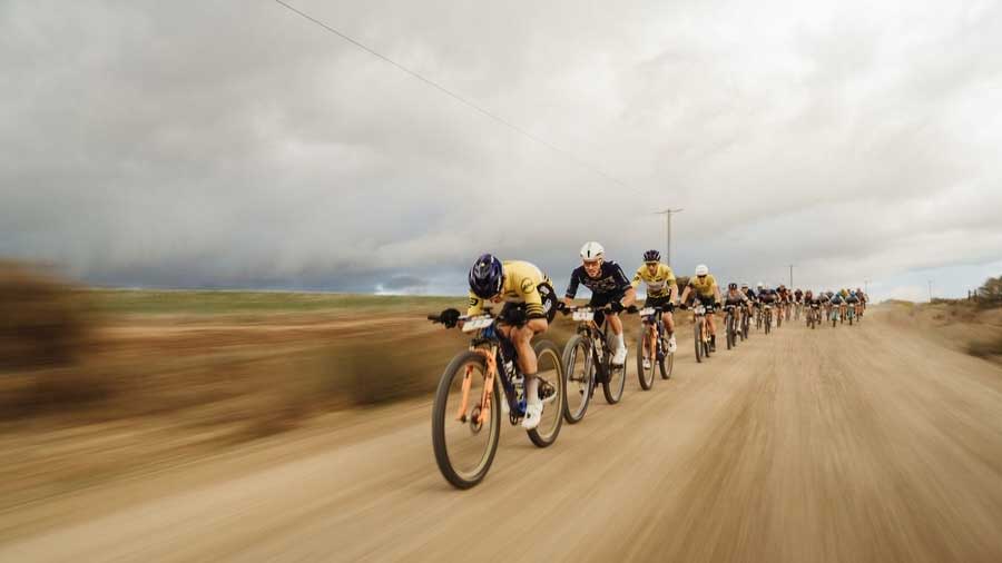 ESMTB.com tweet media