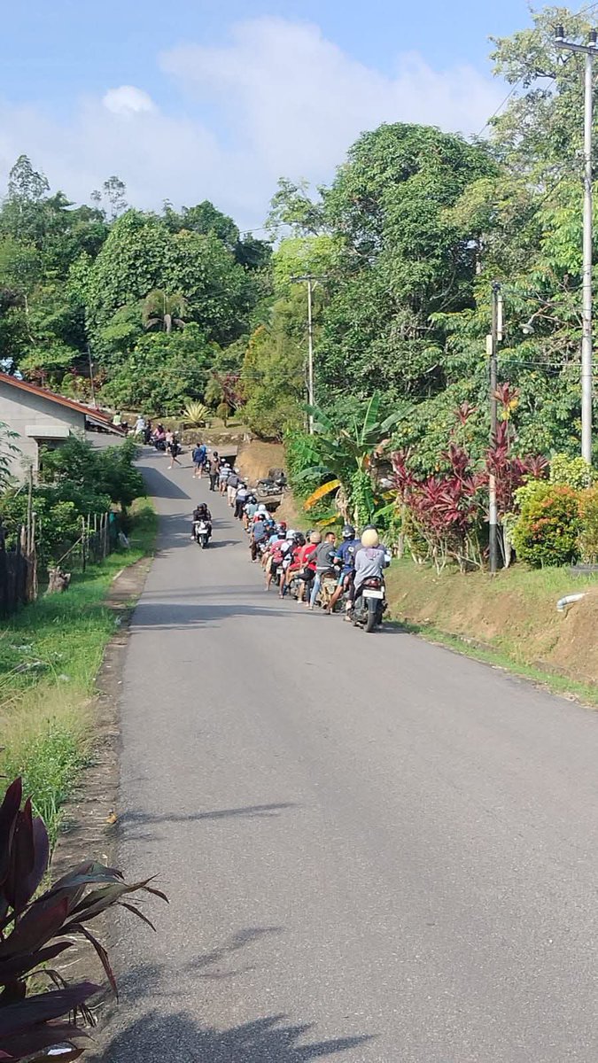 DARA GADIS BORNEO tweet media