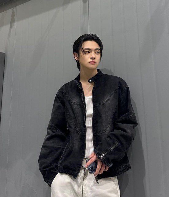 Preeti Magar🦁🥀 loves leo💙 tweet media