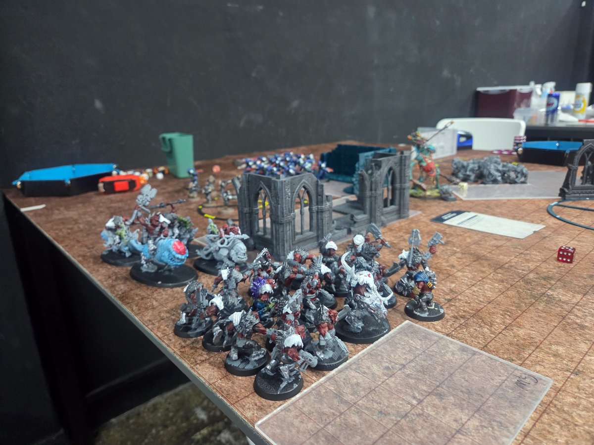 깜지곰 tweet media