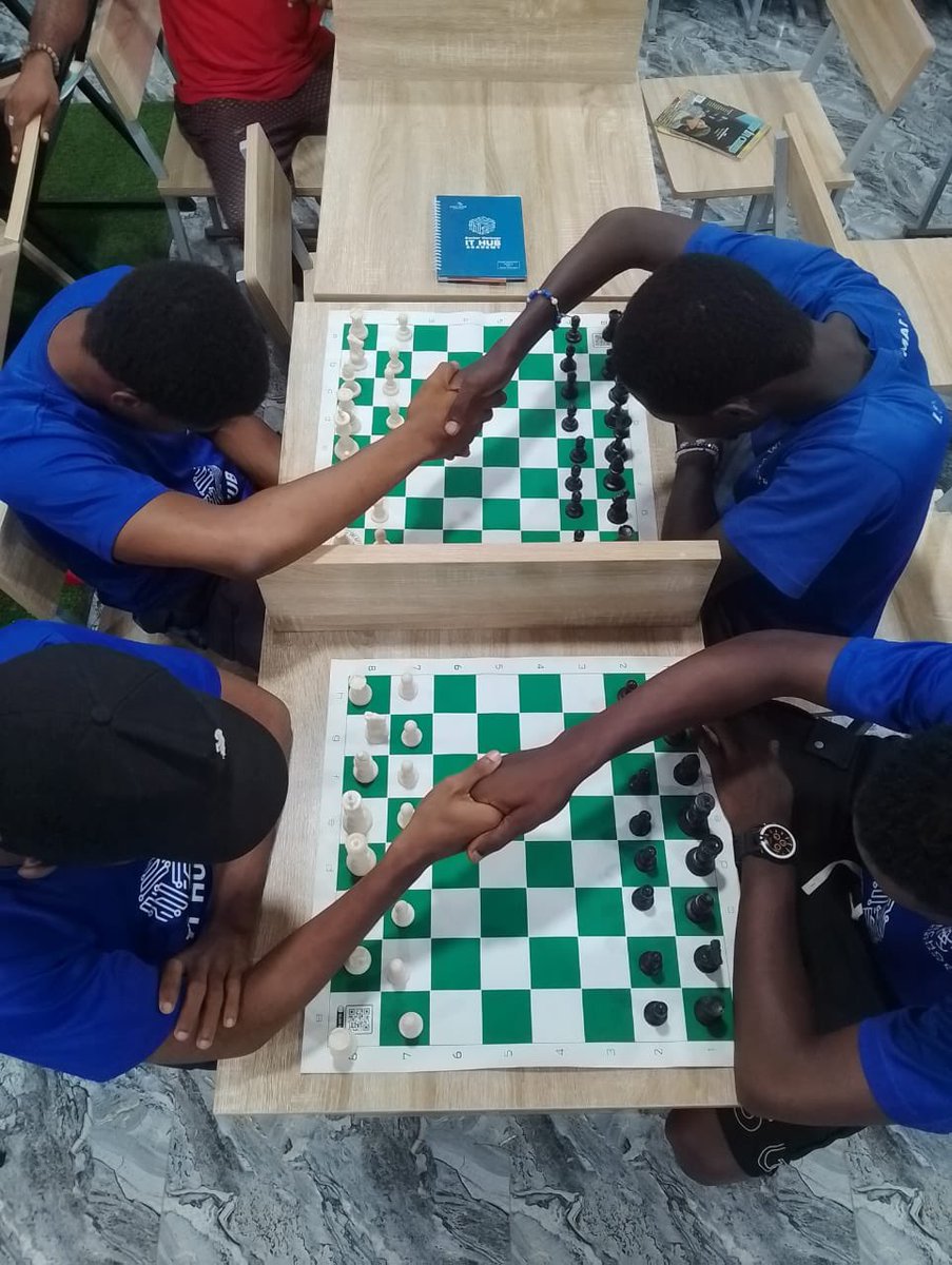 Adekunle Emmanuel tweet media