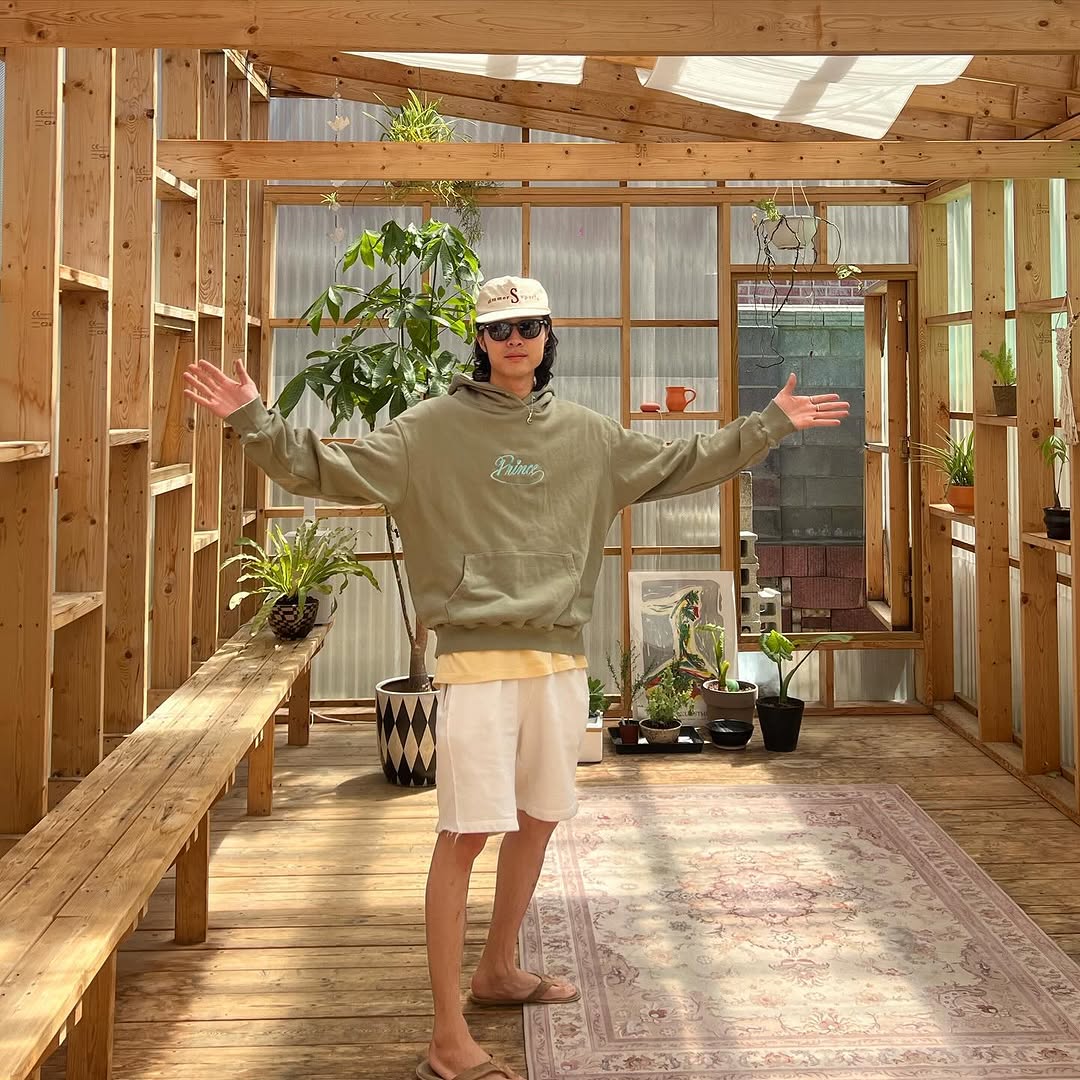 Lee Jongwon tweet media