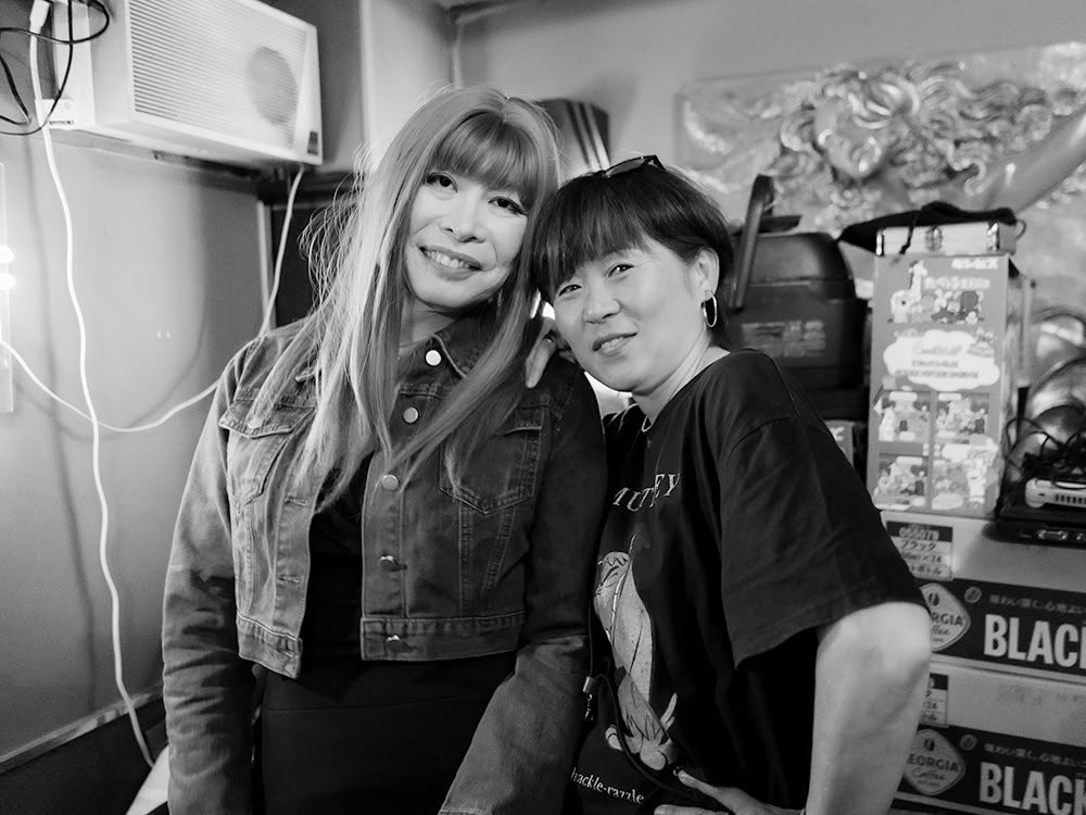 tacaco2020's tweet photo. 昨夜のBuonoStyleはけーこちゃん以外皆3月生まれのDJs 
Ricoちゃん機材持ってたのでプレイお願いしちゃった🎵楽しい時間をありがとう
#buonostyle #dj #vdjTacaco #selenecafe #新宿 https://t.co/F5wbCEKSiu
