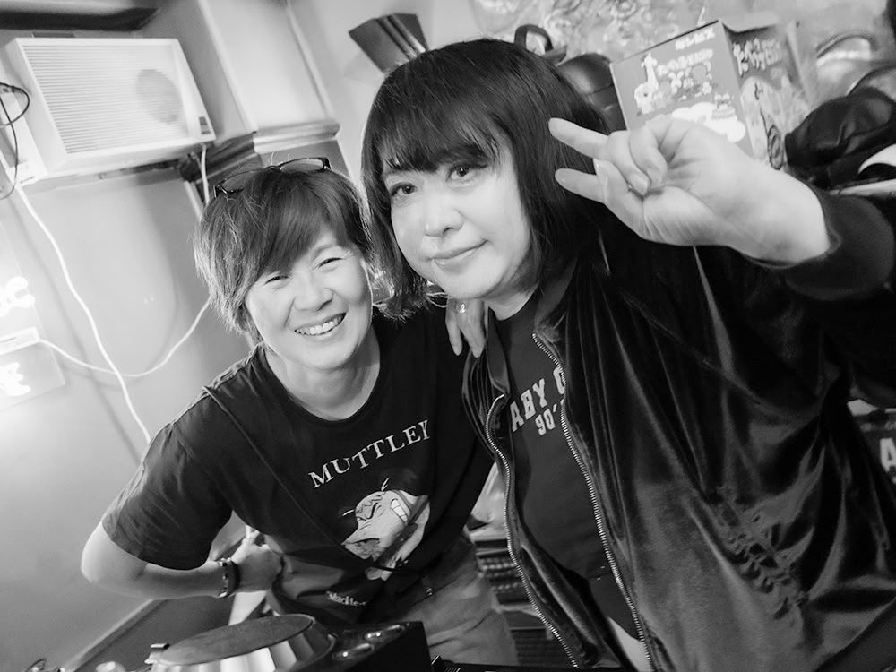 tacaco2020's tweet photo. 昨夜のBuonoStyleはけーこちゃん以外皆3月生まれのDJs 
Ricoちゃん機材持ってたのでプレイお願いしちゃった🎵楽しい時間をありがとう
#buonostyle #dj #vdjTacaco #selenecafe #新宿 https://t.co/F5wbCEKSiu