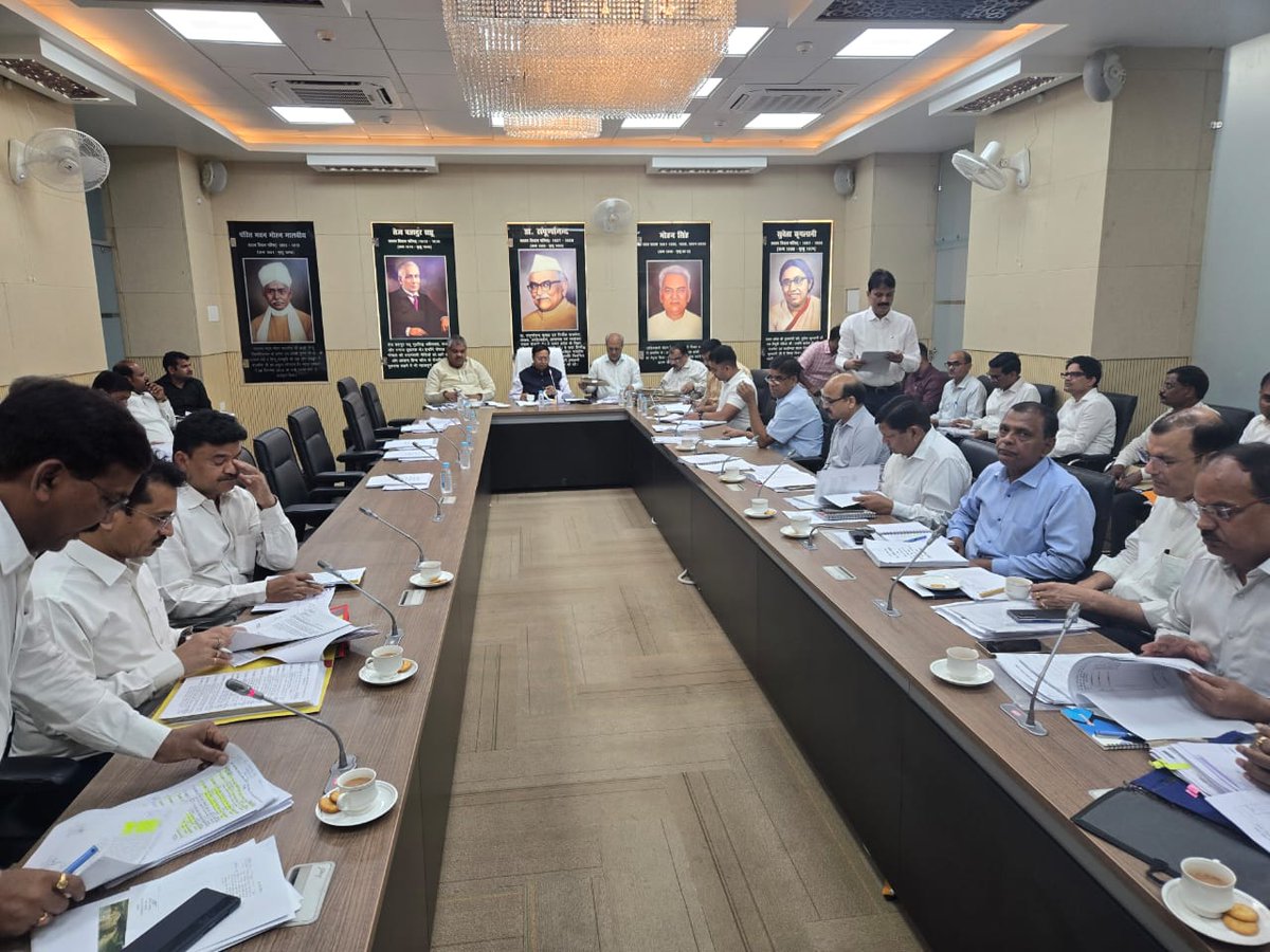 ASHOK KUMAR AGARWAL MLC(मोदी का परिवार) tweet media