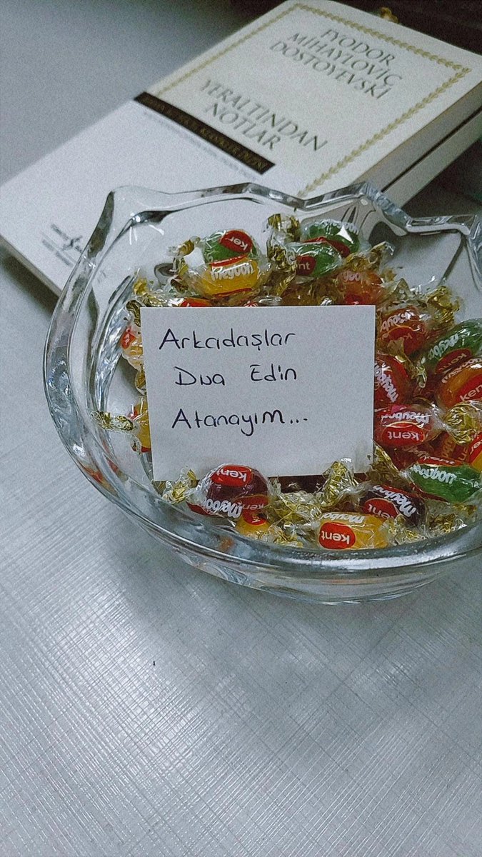 kendined2's tweet photo. Atanmak için bayram gününü avantaja çeviren ablamın çaresizlik https://t.co/Klktoq5pbU