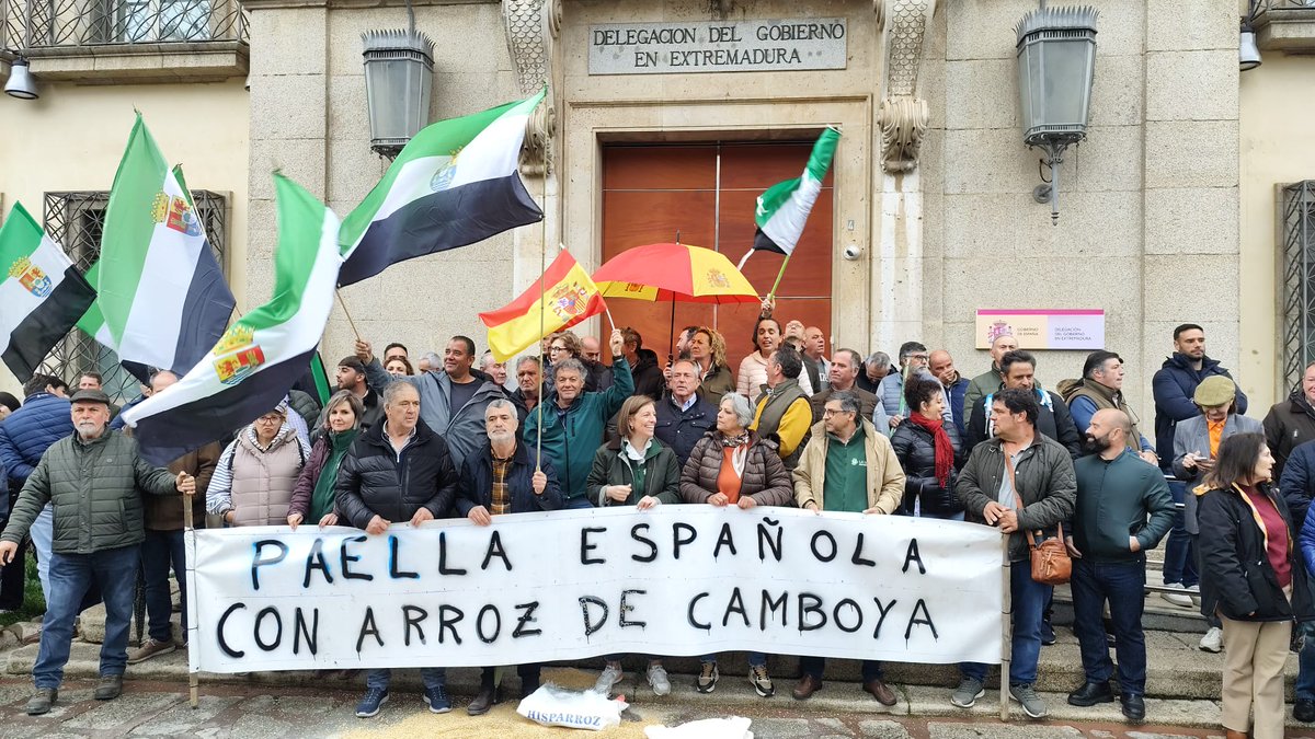 Union de Uniones tweet media