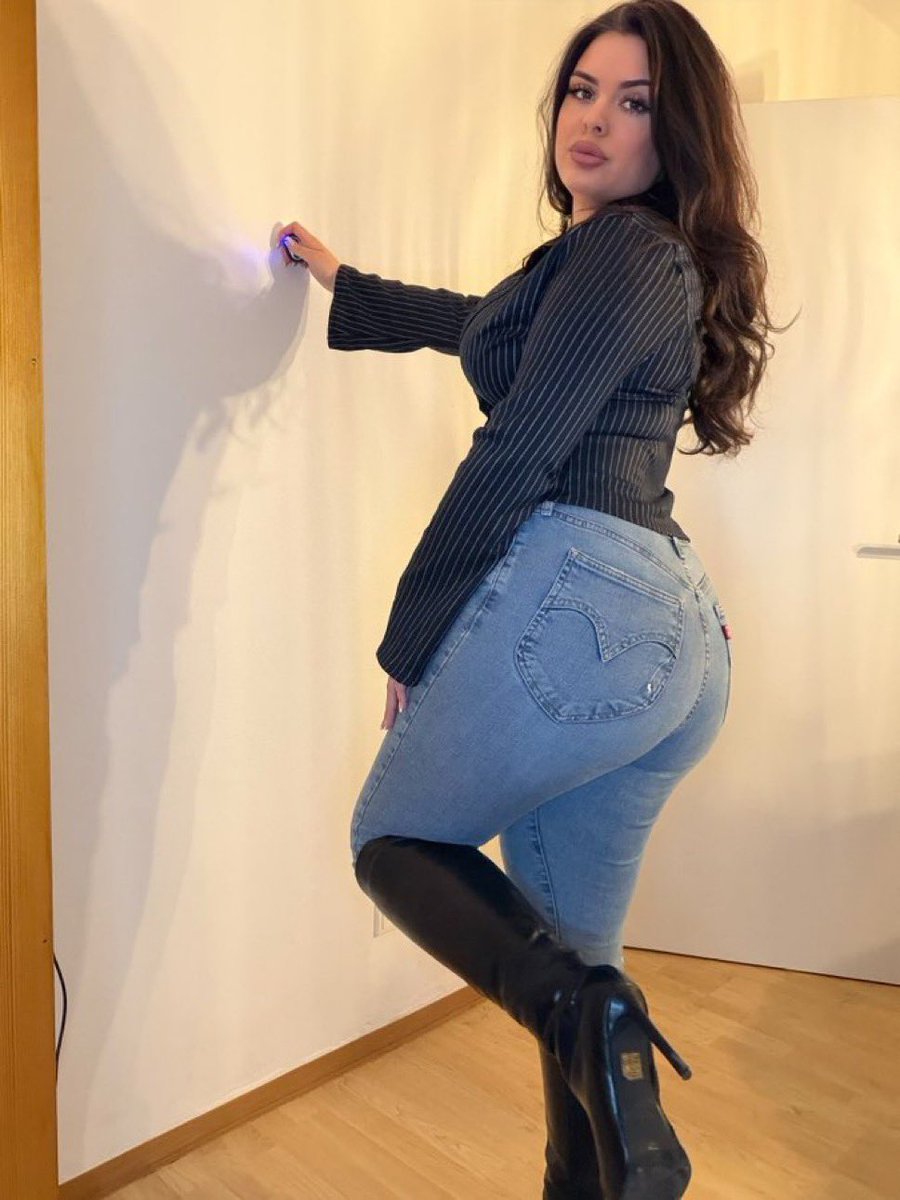 MÏŠTRĘĘŠ VÆNNËŚŚÂ👺👹☠️👿 tweet media