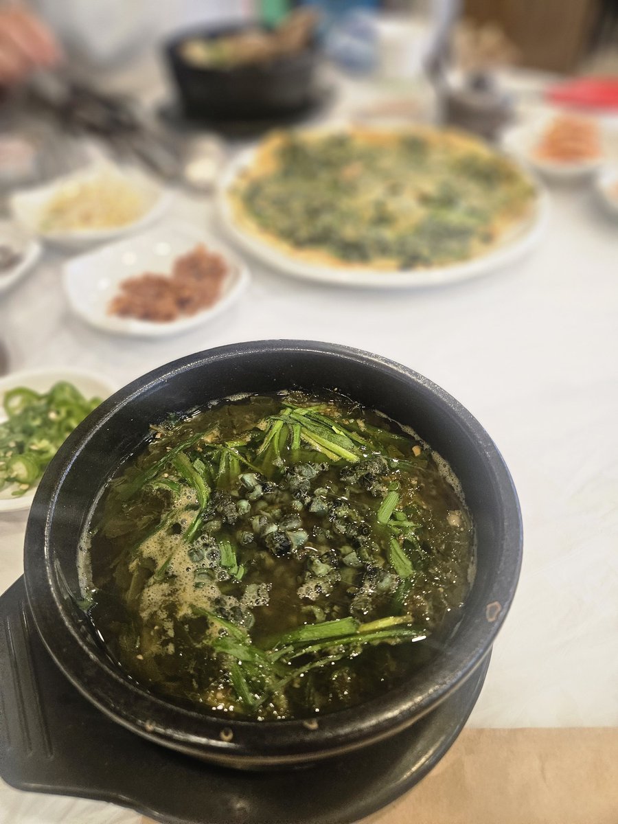 맞죠잉 tweet media