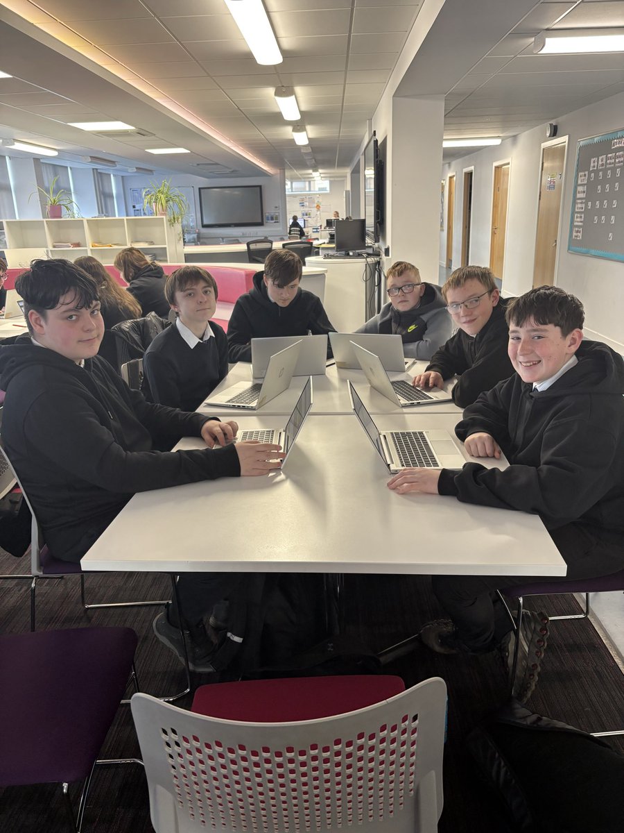 KilwAcad ICTBusiness tweet media