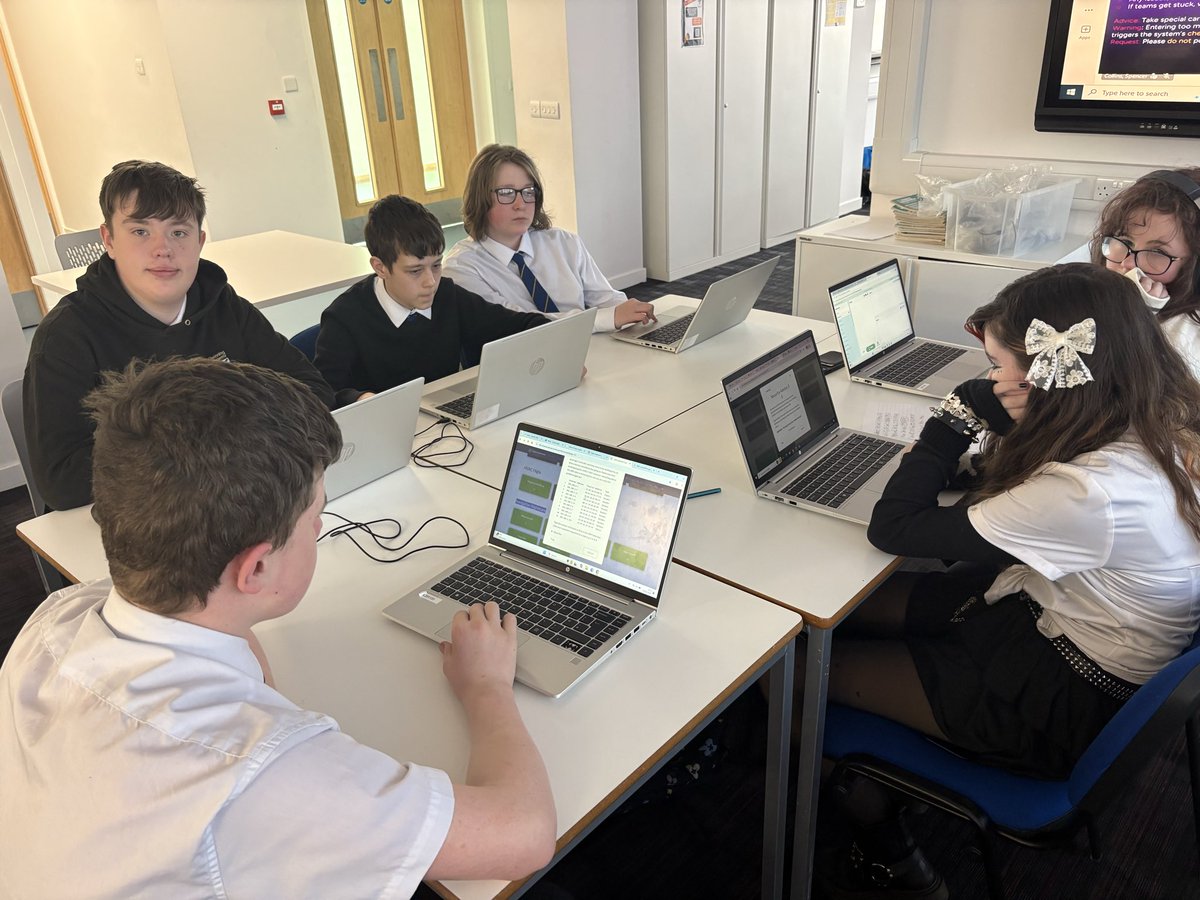 KilwAcad ICTBusiness tweet media