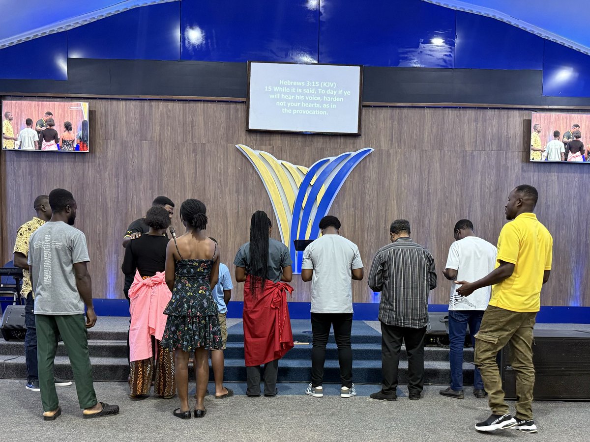 Erik Vance tweet media