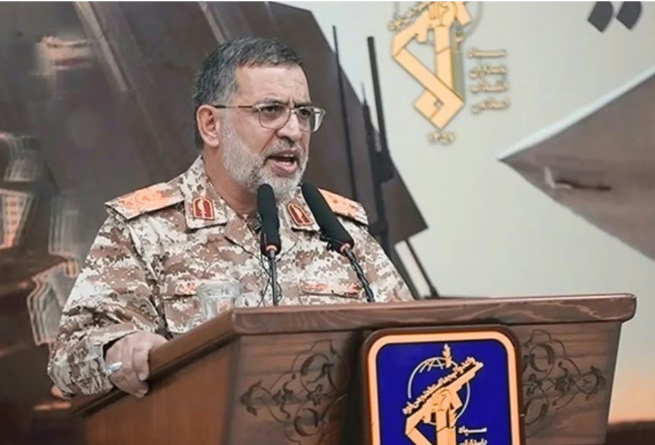 TRUE STORY tweet media