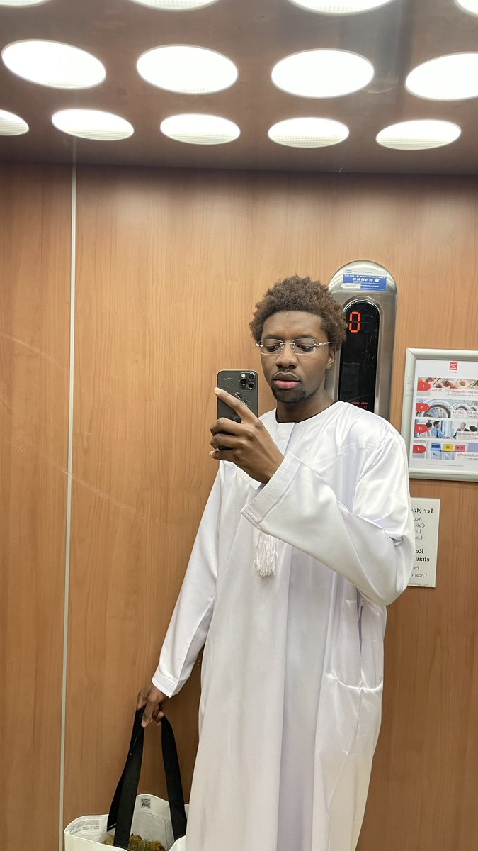 CarlVonDiplomatico tweet media