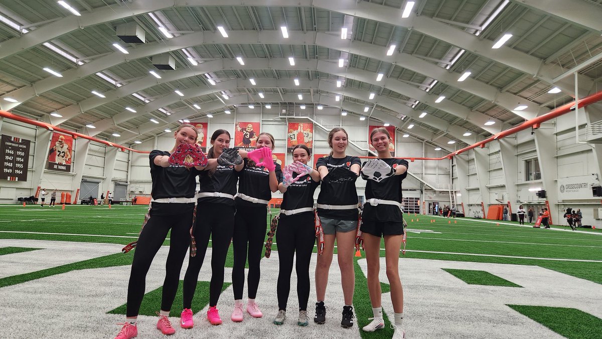 Melinda Mae tweet media