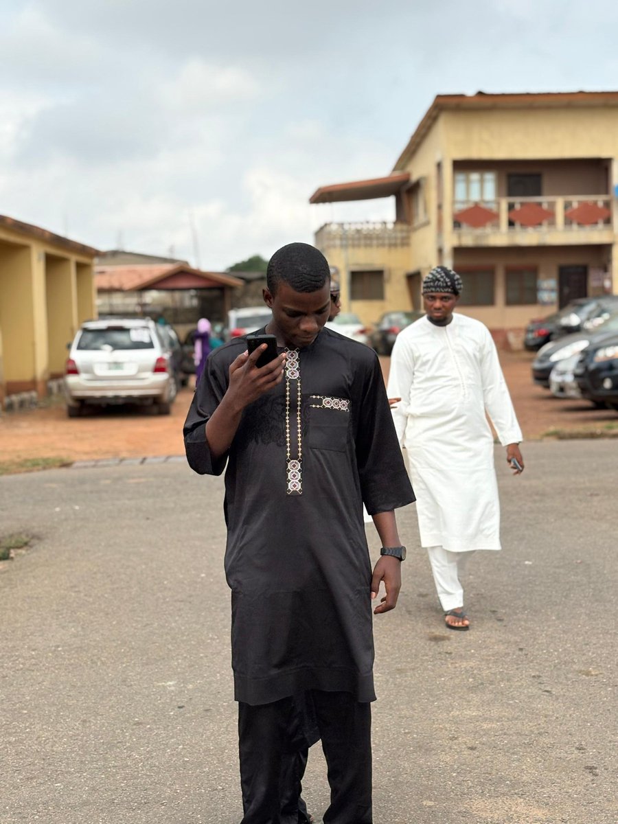 𝐇𝐈𝐆𝐇𝐁𝐄𝐄 tweet media