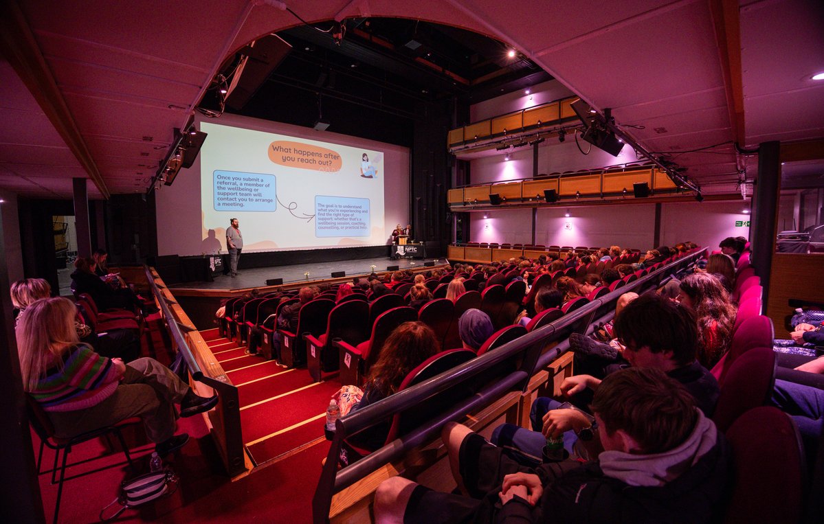 Grŵp Colegau NPTC Group of Colleges tweet media