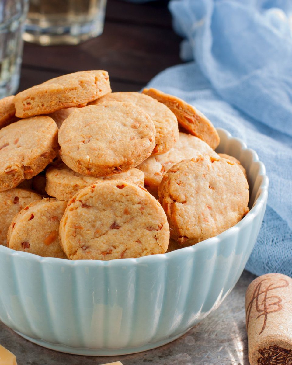 Pong Cheese tweet media