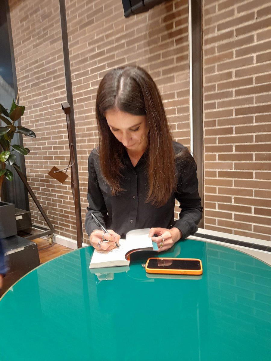 Estefania Molina tweet media