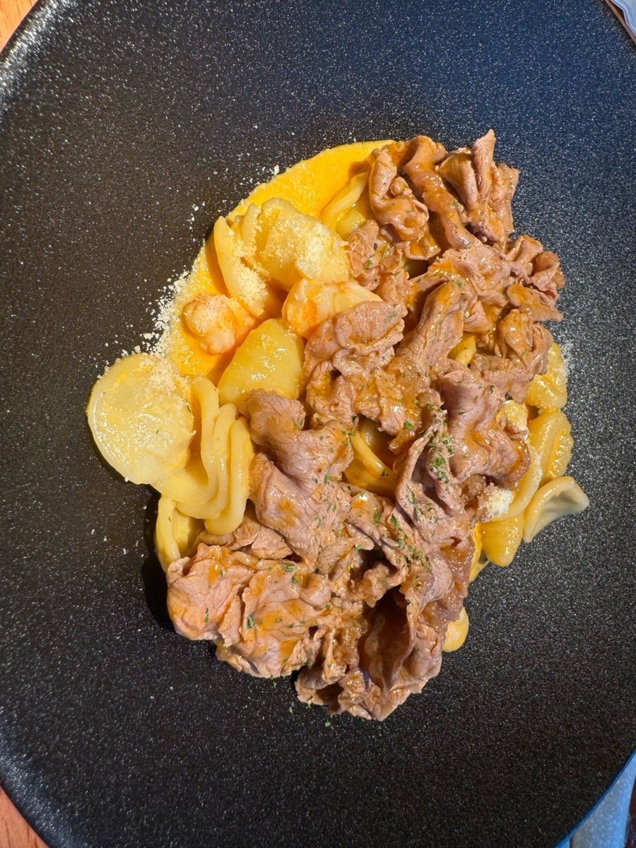 Brendan Collins tweet media