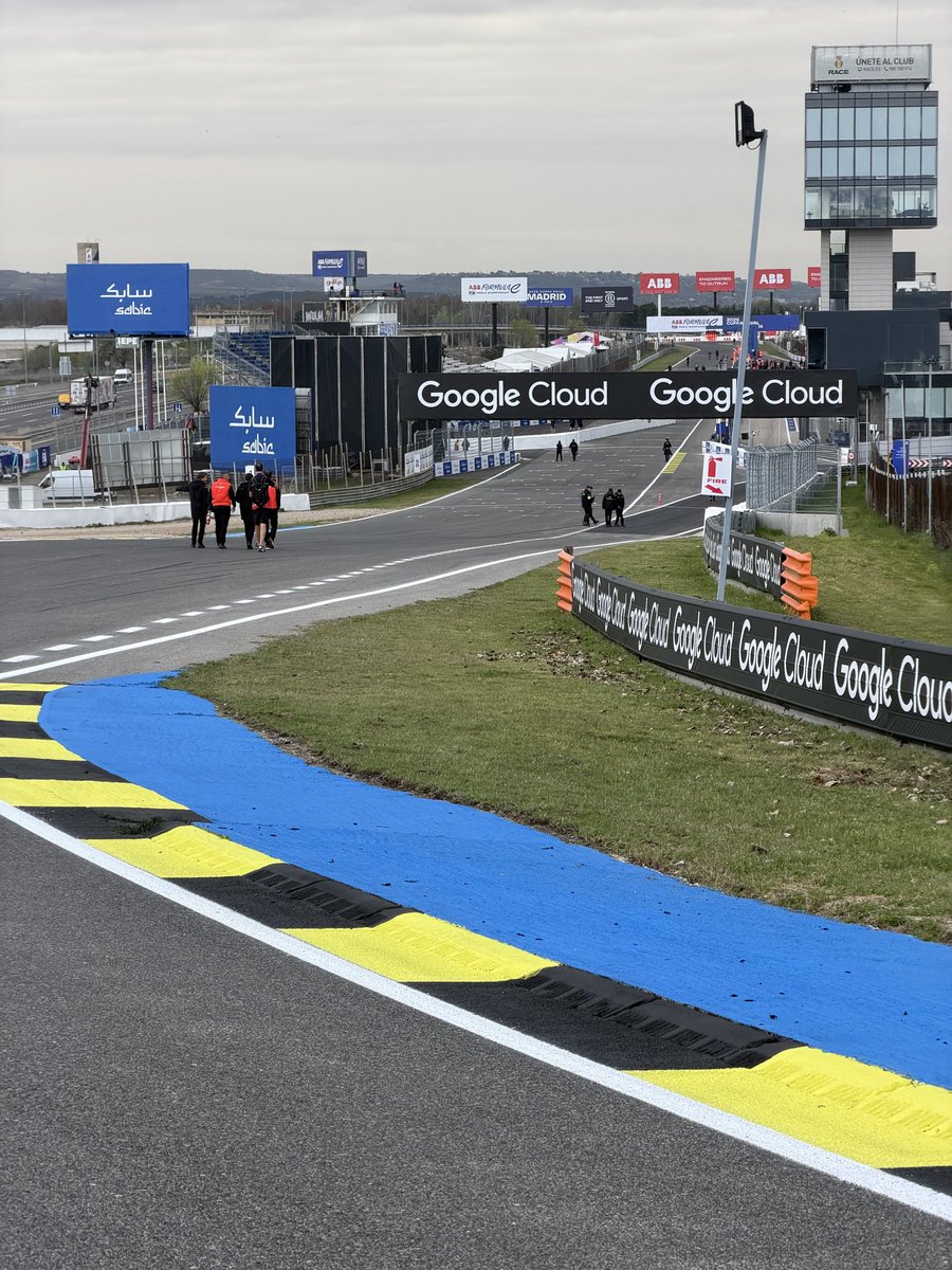 Nick Golding tweet media