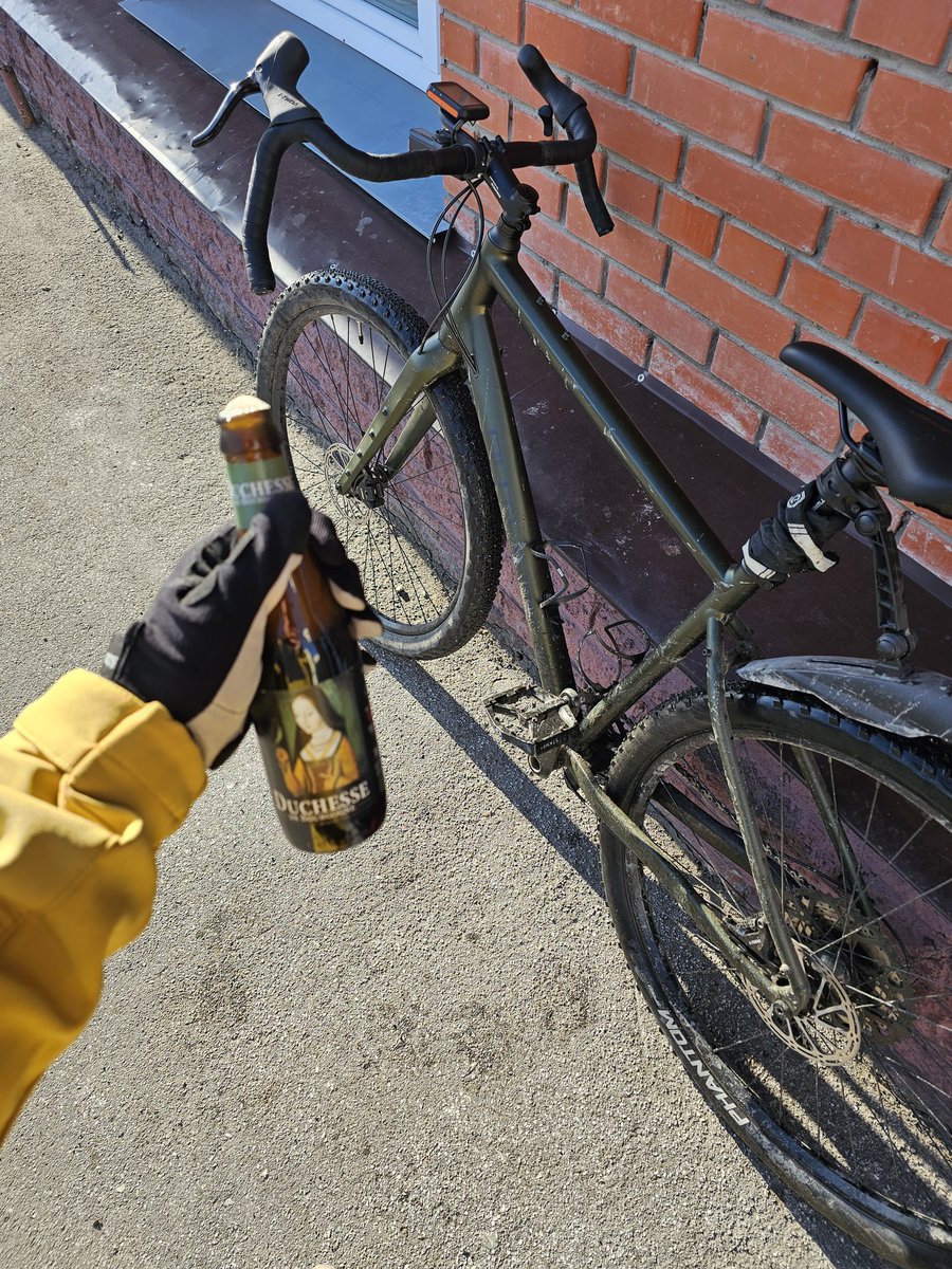 Биоробот на пятидневке tweet media