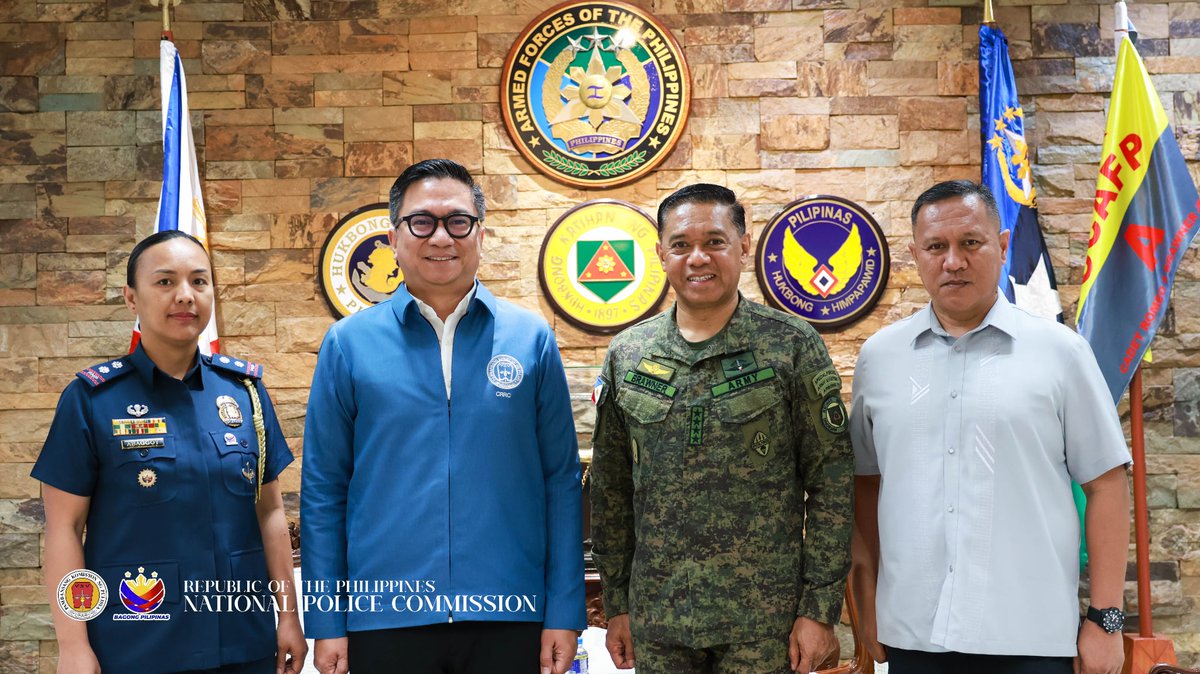 NAPOLCOM tweet media