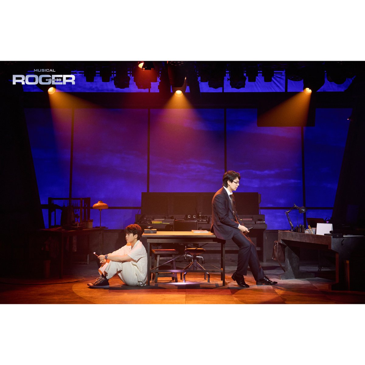 창작하는공간 tweet media