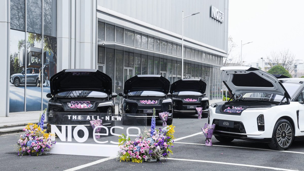 William Li tweet media