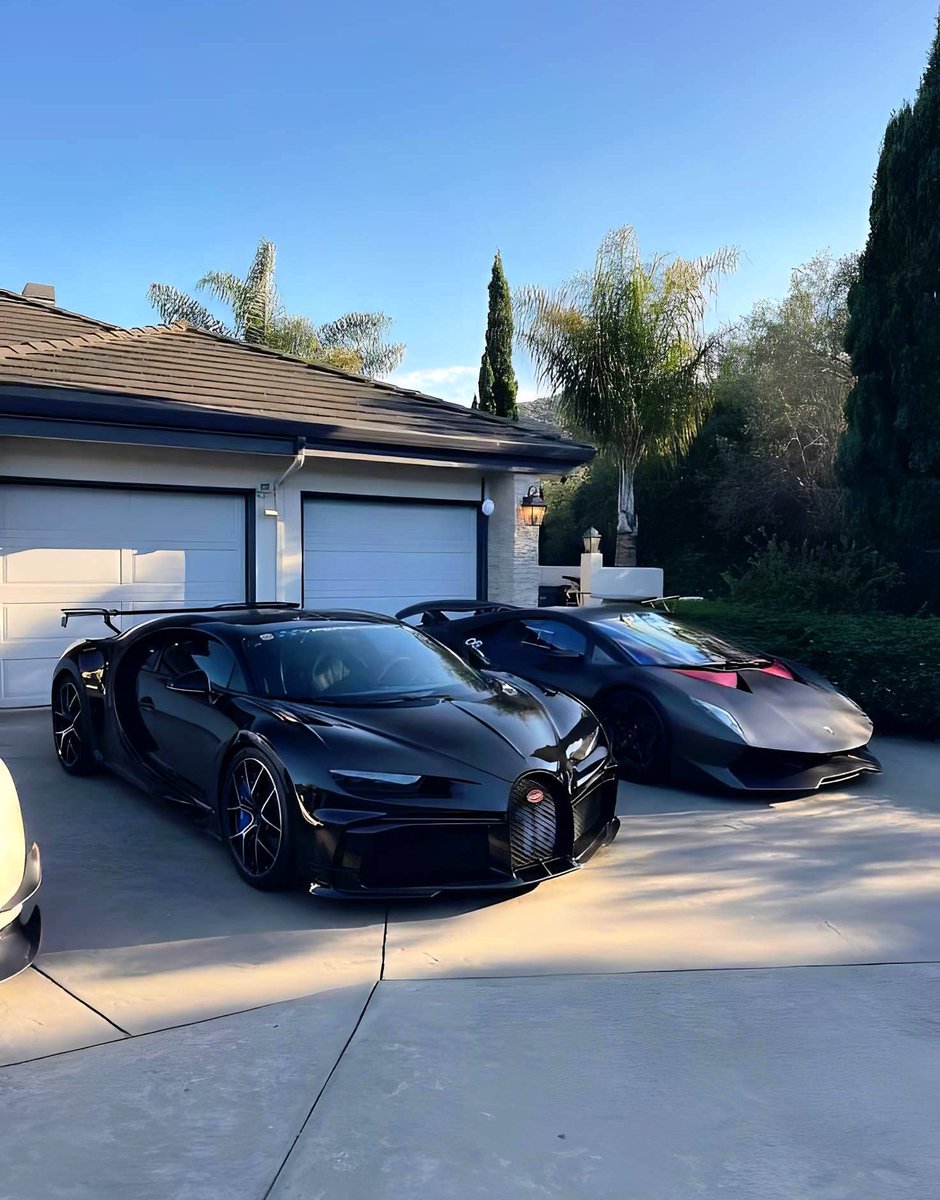 Alpha Taylor tweet media