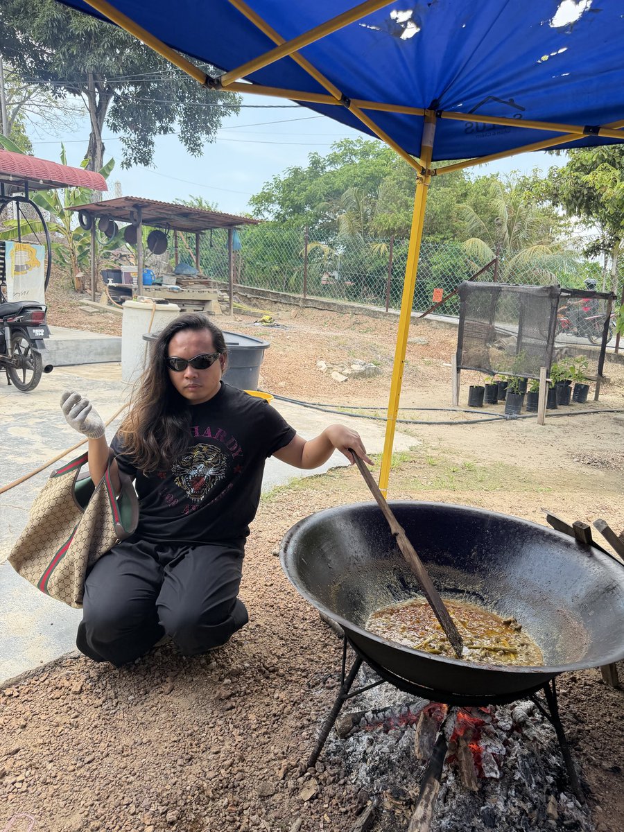 Azfar Heri 🇲🇾 tweet media