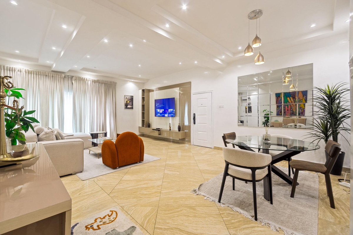 Available from Today – Luxury 2/3-Bedroom Apartment, Ikoyi

📍 Unit Name:Electric. 
📅 Available: 20th March  2026

Enjoy premium living with access to a swimming pool, gym, and snooker lounge.