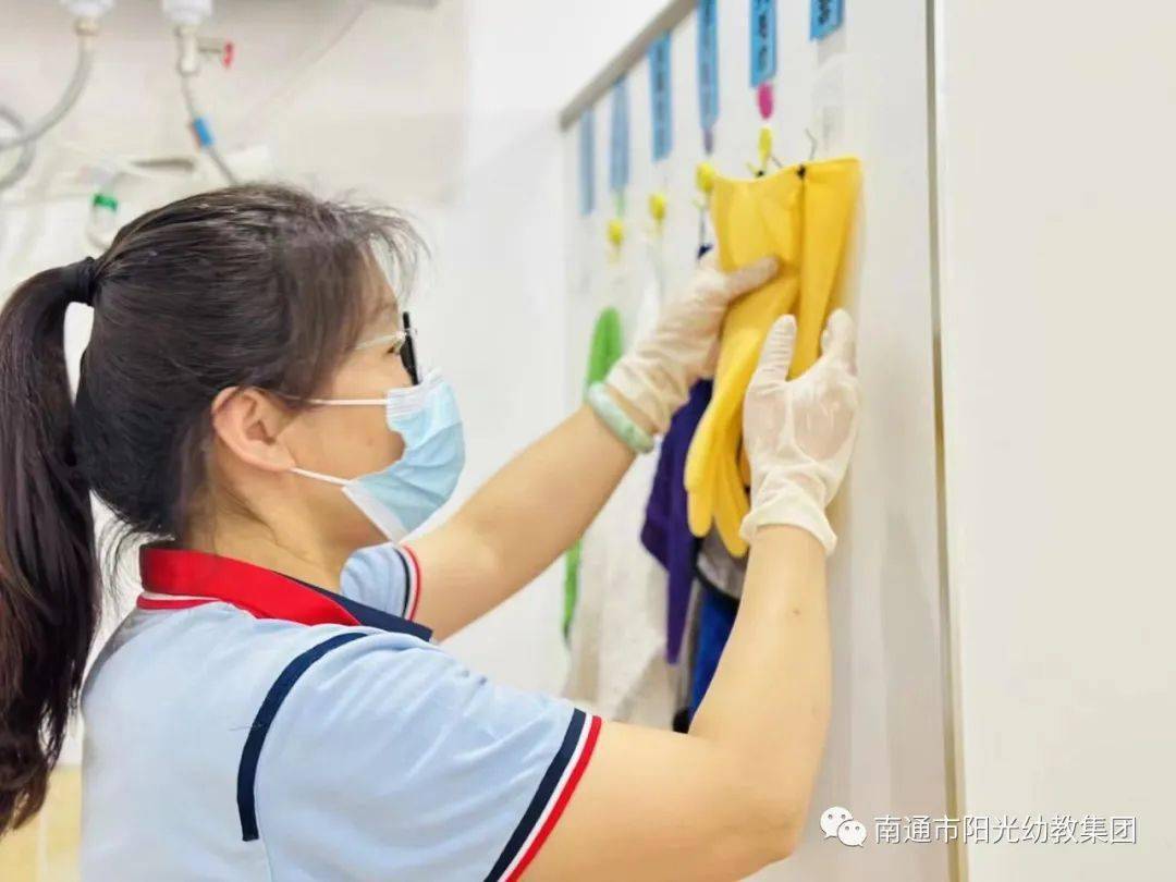 Cacca Gialla tweet media