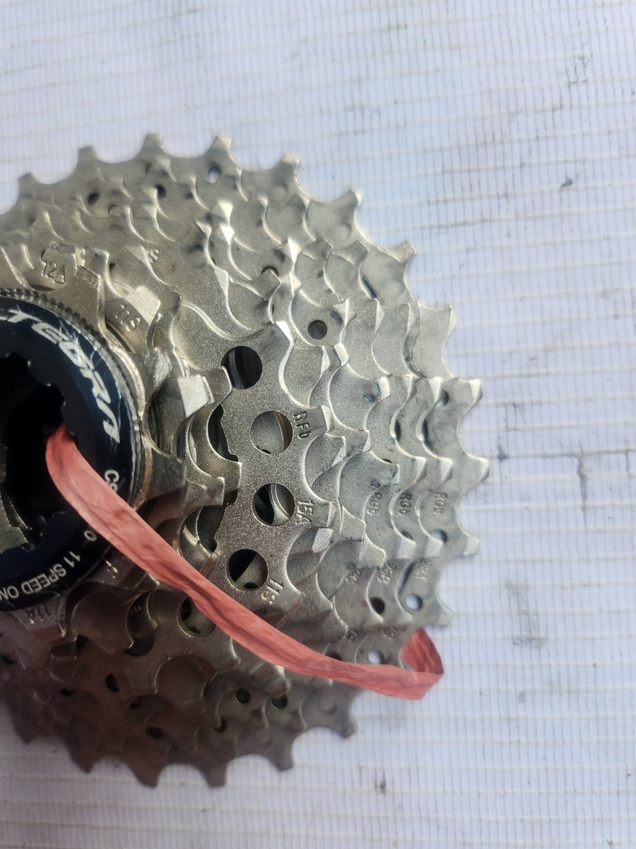 Islan Hata tweet media