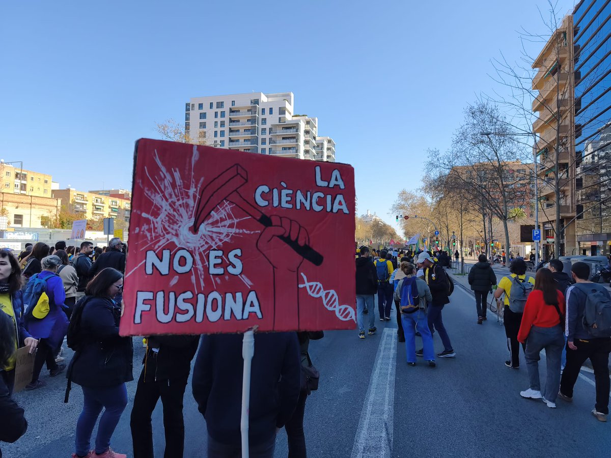 Plataforma Ciències en Perill tweet media