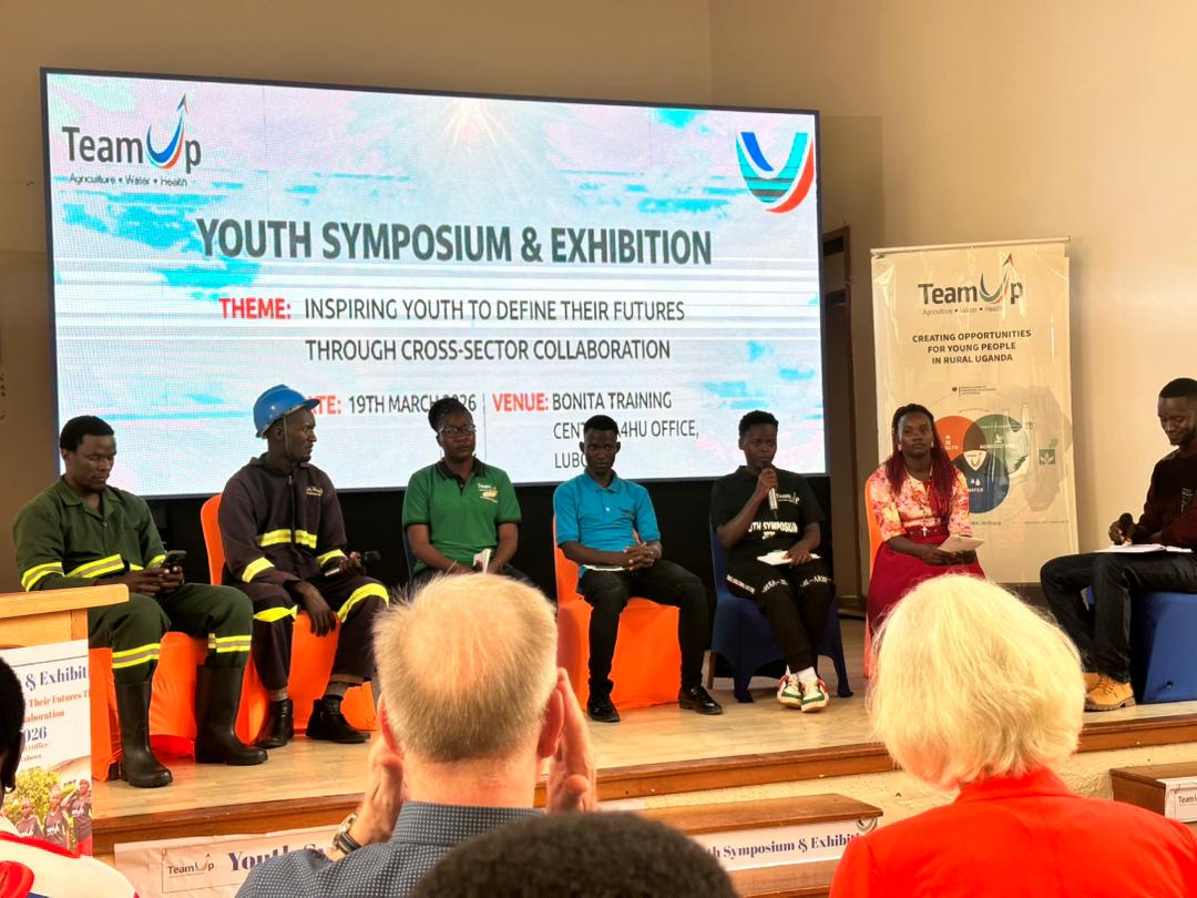 TUyouthnetwork's tweet photo. 🚨#TUYouthSymposium #TeamUpYouthSymposium 

🥂Here is to a new generation of #InspiredYouth.

📣#CrossSectoralCollaboration is indeed a game-changer in the youth empowerment Arena

#DANKE to our donors; @dsw_intl, @HRNStiftung, @SiemensStiftung , and @BMZ_Bund. Wunderbar!! https://t.co/kdHngQ8eeS