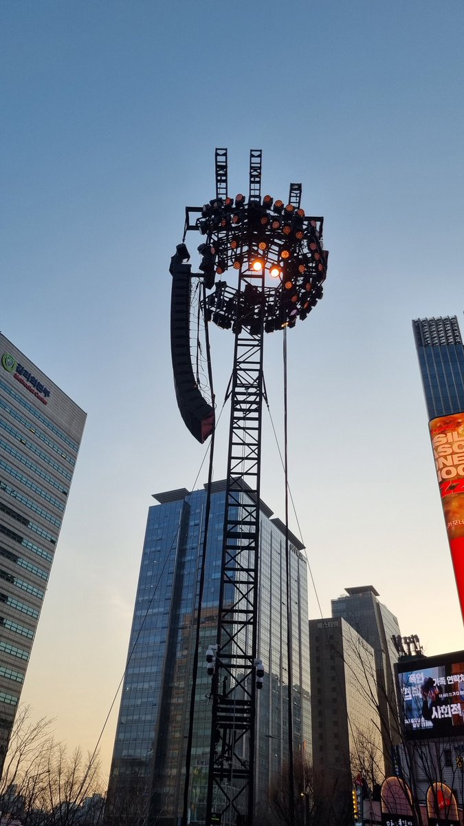 광화문의 멋진 스피커들