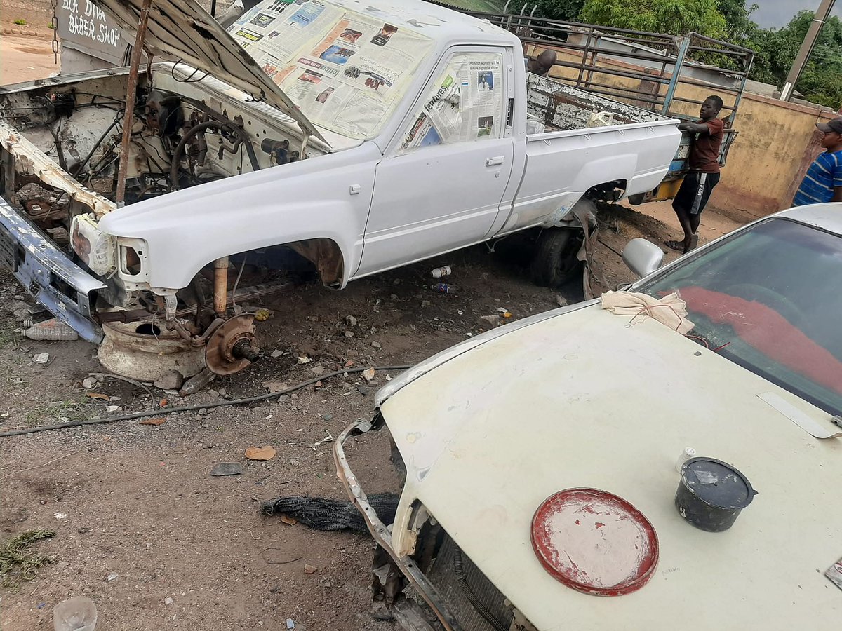 B H U D H A tweet media