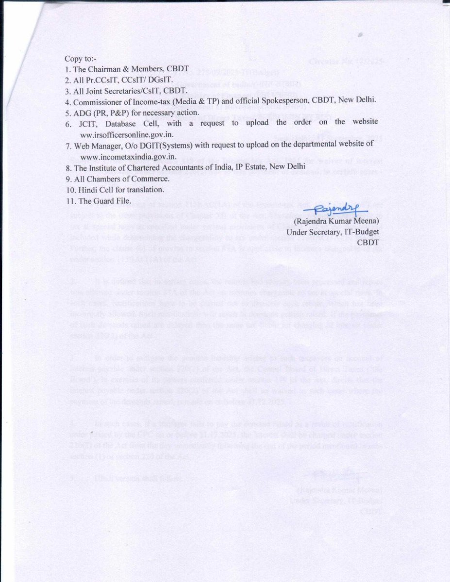 sprajotiya's tweet photo. @IncomeTaxIndia
CBDT Circular No 13/2025  के हिसाब से जब करदाता का टैक्स 31 दिसंबर 2025 से पहले जमा हो गया है तो ब्याज की राशि को क्यों नहीं हटाया जा रहा है । अभी भी डिमांड बकाया बोल रही है । इसके लिए बार बार  Grievance डाली गई है फिर भी कोई प्रतिक्रिया नहीं है । 
@FinMinIndia https://t.co/pFPWH1dGB1