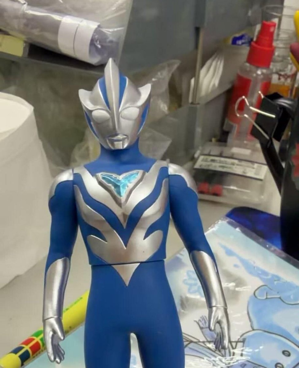 virtuota's tweet photo. Leak Ultraman Theo melalui lini Sofubi. Leak ini sama persis dengan leak Kamen Rider Zeztz Catastrom kemarin.

~ Mize

#ultraman #ultramantheo #virtusatsu https://t.co/kydNMuicT1