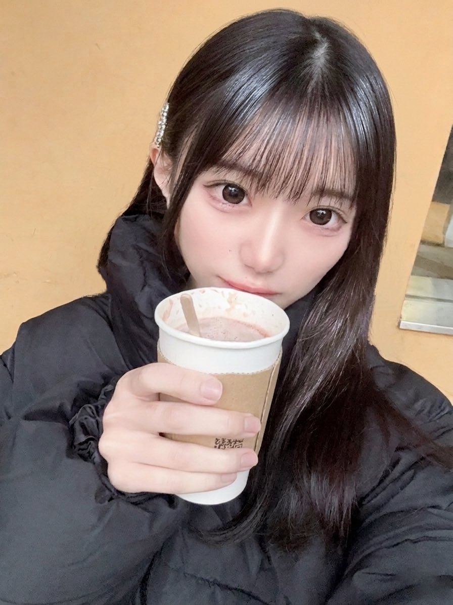 久々にお出かけしたら雨だった( ´･ω･`)