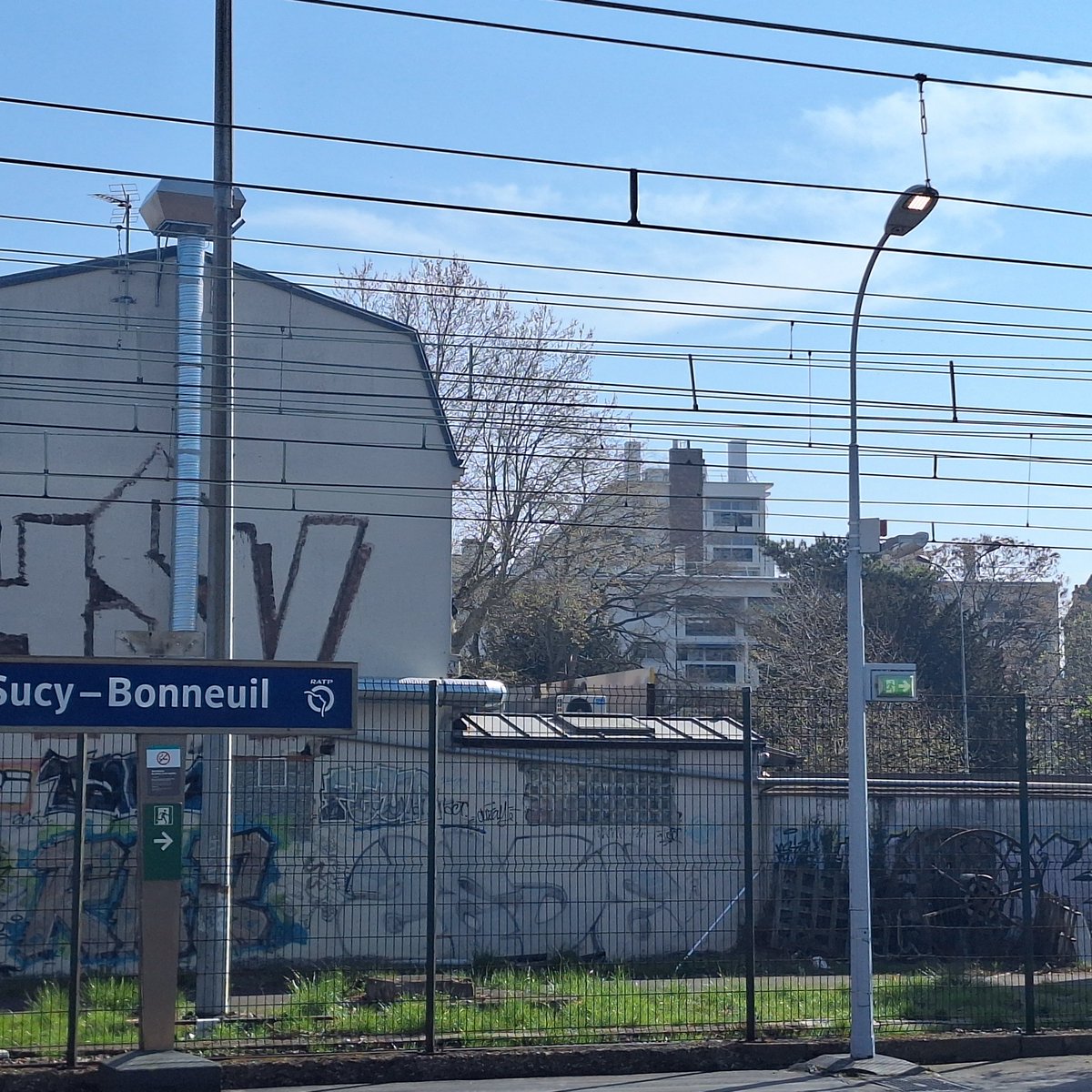 Guy Lemée tweet media