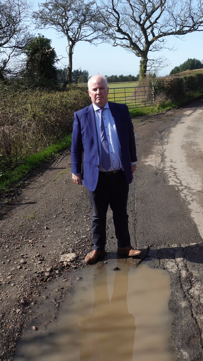 Andrew RT Davies tweet media