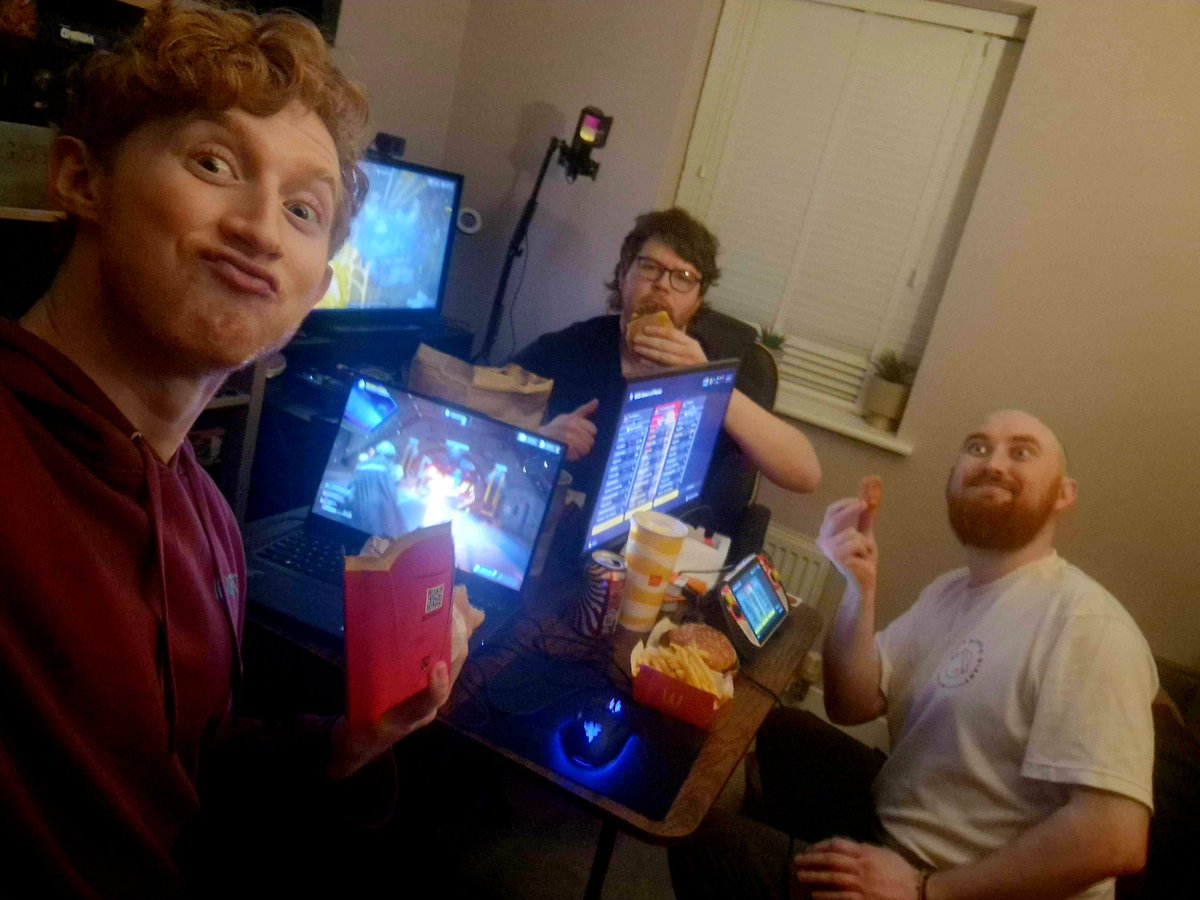 Aaron Francis (Azz) 🇬🇧 tweet media