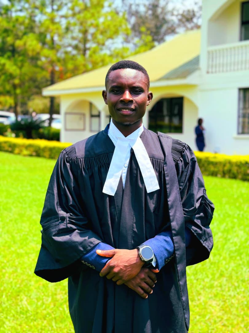 Muhumuza Livingston tweet media