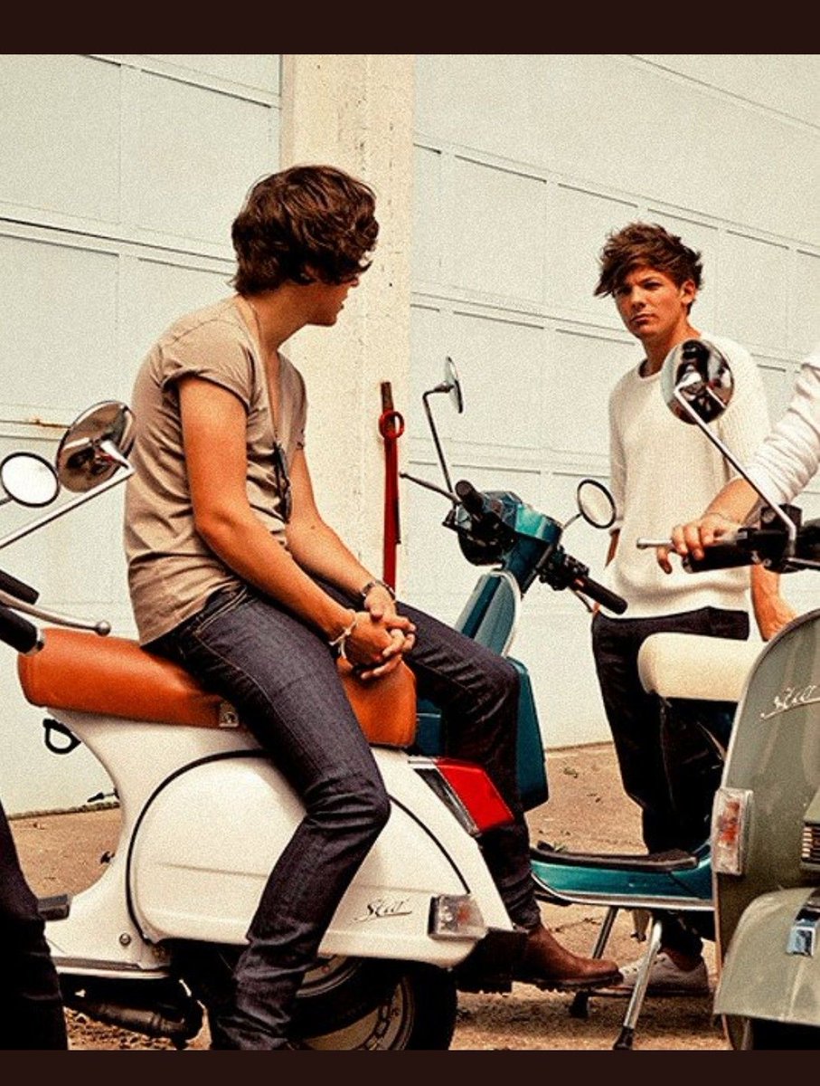 Larry Hourly 9194 tweet media