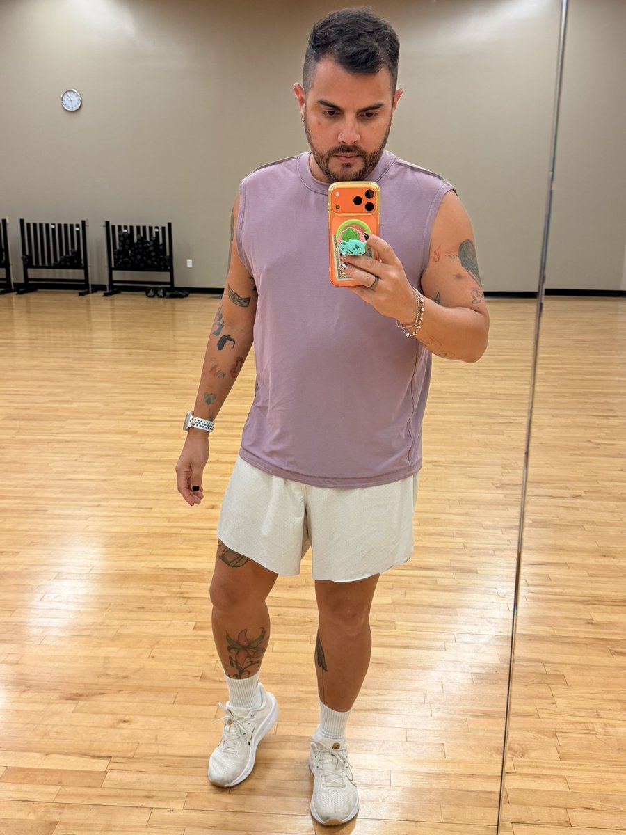 Leojperezp's tweet photo. Happy Friday everybody https://t.co/W9Gpp2qdxK