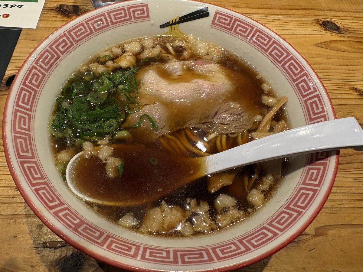 あすこま tweet media