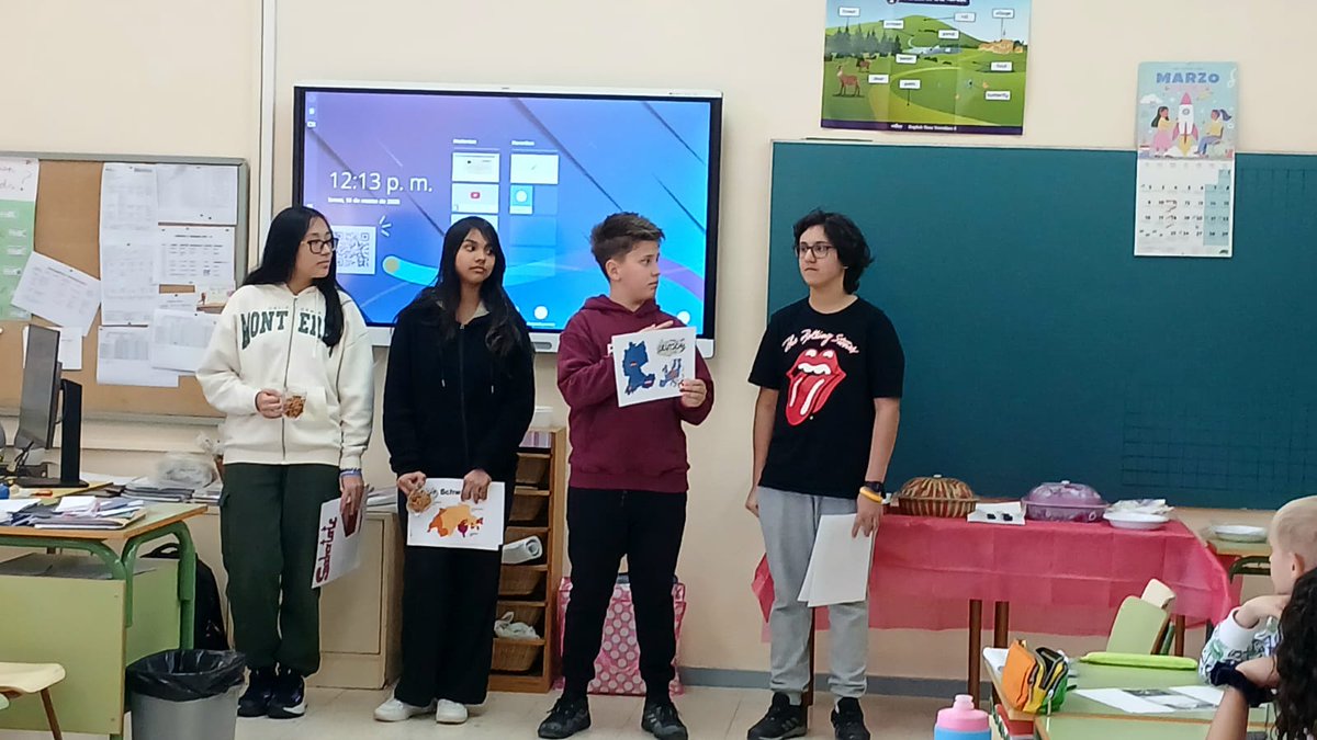 IES_Mateo's tweet photo. 🤝🌍📚 Lenguas en acción: una gran experiencia colaborativa
#2ESO #Alemán comparte un proyecto de investigación cultural con #5EP @CEIPJoseHerrero
Gracias por la acogida!!
Degustación de gastronomía en países de habla alemana e influencias europeas en EEUU. 🍽️🇩🇪🇺🇸 https://t.co/f5InFGhJoR