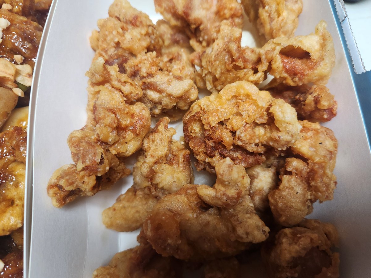 릉삼시 tweet media